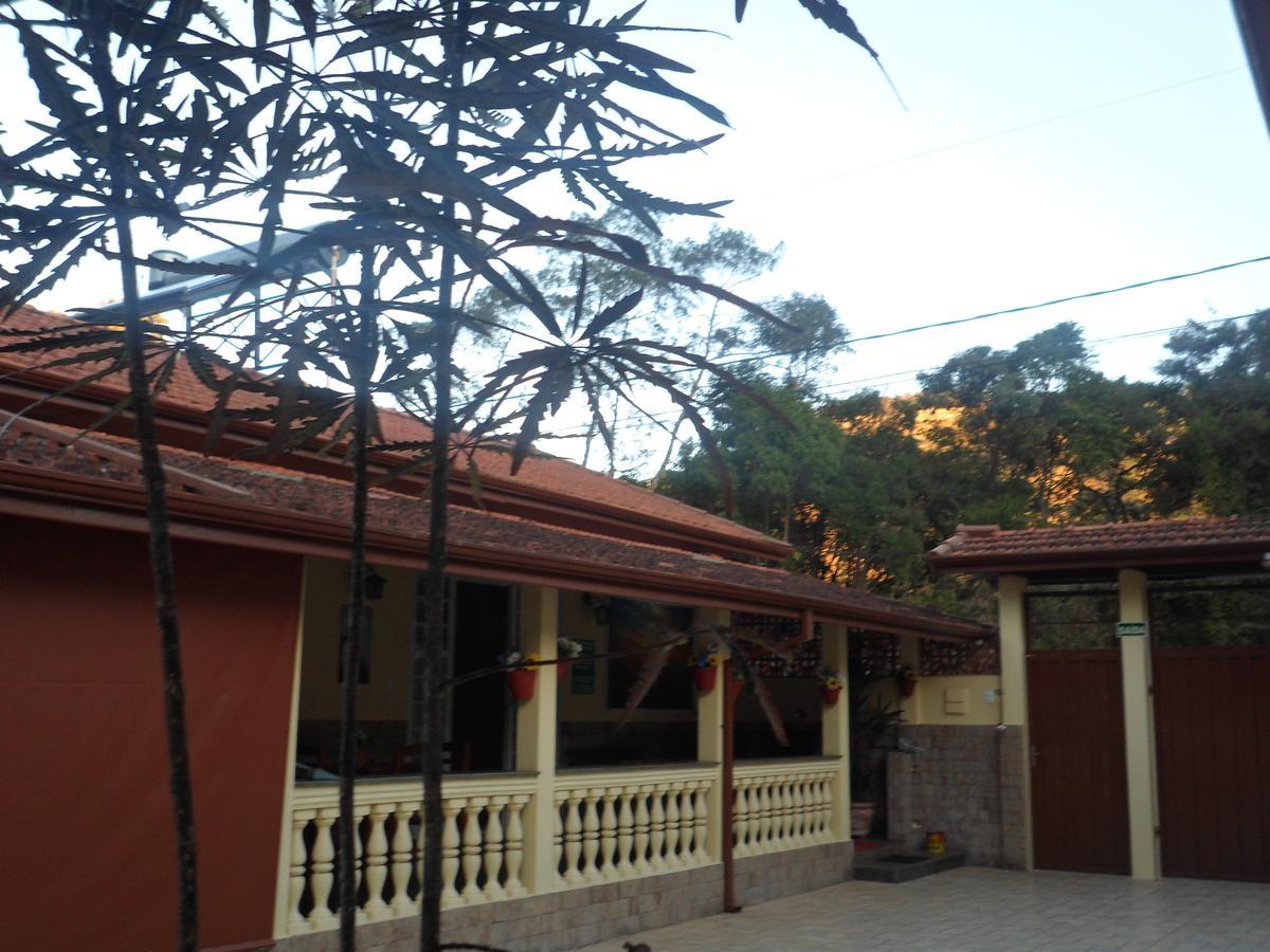 Pousada Tia Lilia Gonçalves Exteriér fotografie